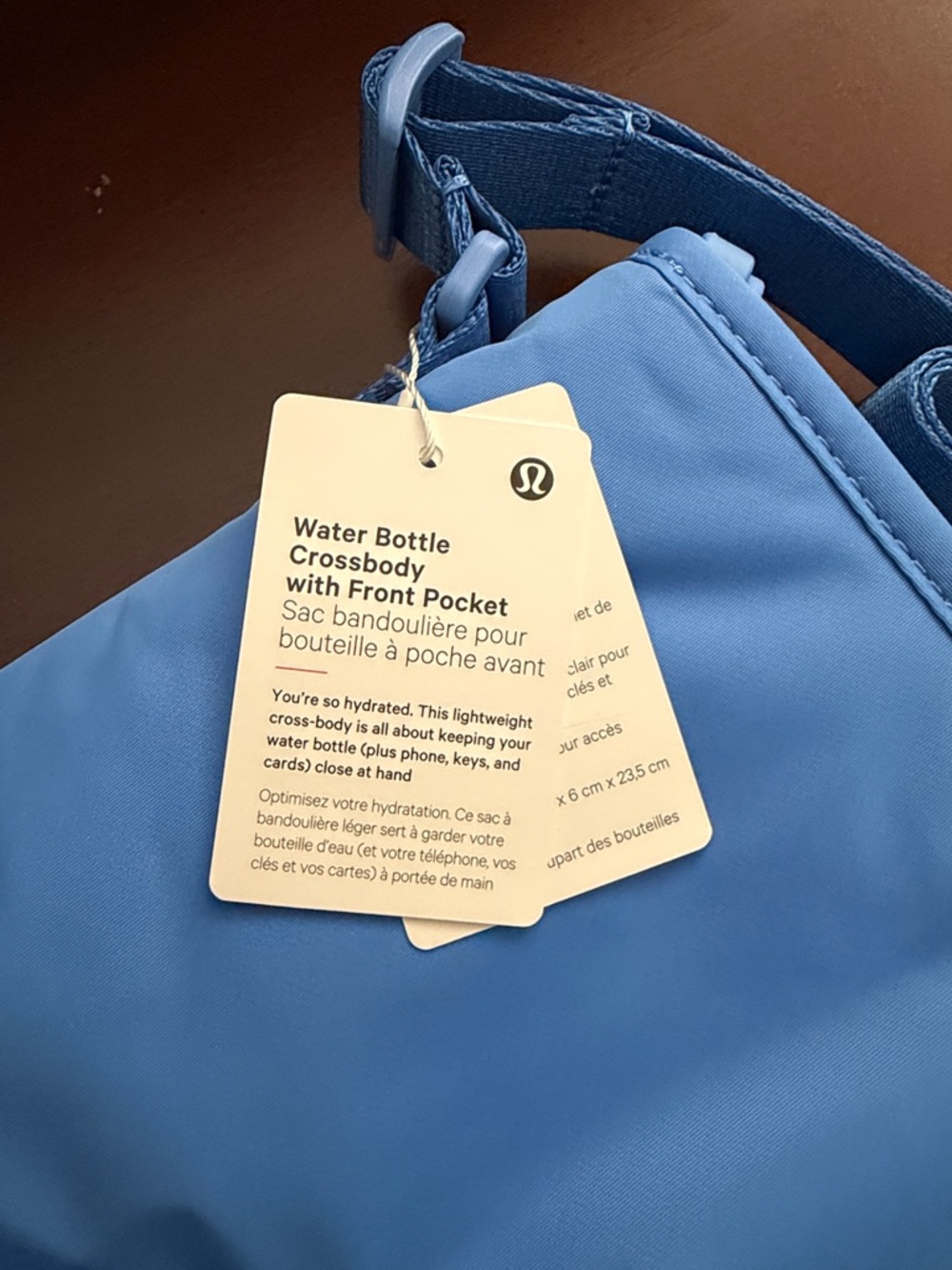 lululemon Bright Blue Water Bottle Crossbody - Picture 3 of 3